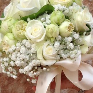 bouquet compatto biancoverde